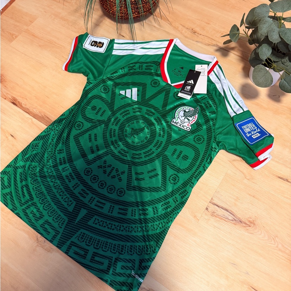 2026 World Cup Mexico Soccer Jersey Aztec Adidas Home Football Shirt NWT Size M